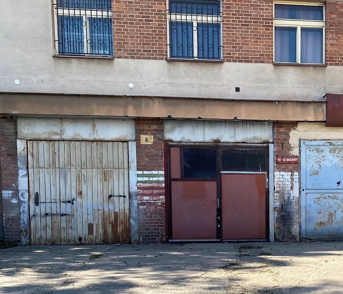 Pronájem výrobní haly, prostoru 49 m²